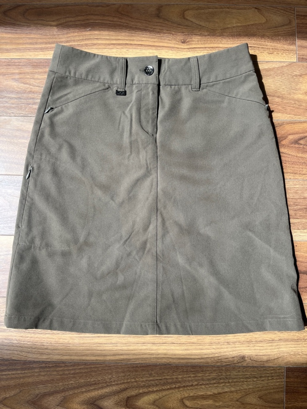 Lole Olive Green A-Line Skirt with Front Button Multiple Pockets Summer